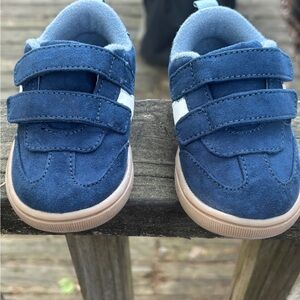 Old Navy Blue Toddler Sneakers with White Accent